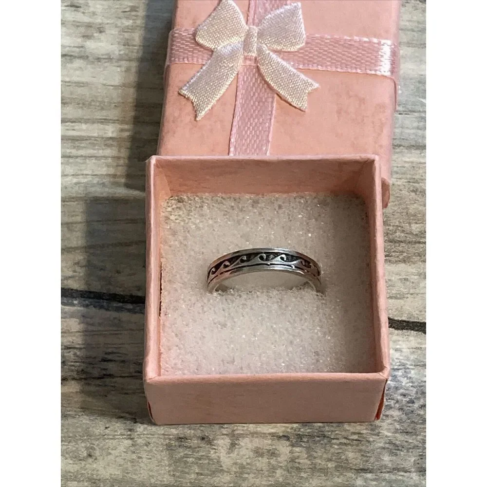 Ocean Waves Band ‎ Solid Sterling Silver Ring Size 5